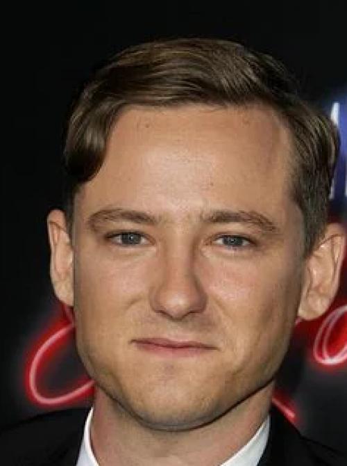 Lewis Pullman